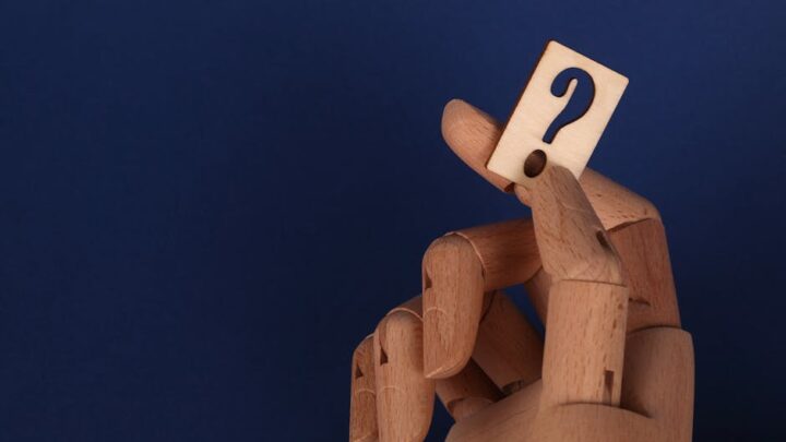 Questions existentielles : à la croisée des chemins